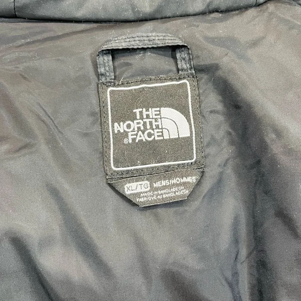 The North Face 550 Puffer Jacket‎ Men's X-Large Full Zip Outdoors Puffy Black